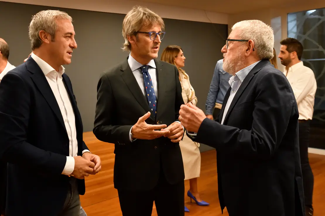 De izq. a der., Antonio Pe&ntilde;arrubia, Luis Mar&iacute;n y Mariano Caballero
