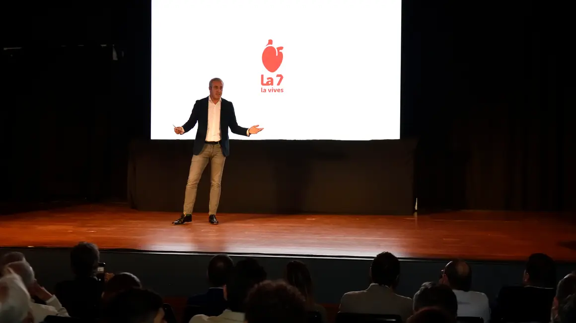 La 7 - Presentaci&oacute;n