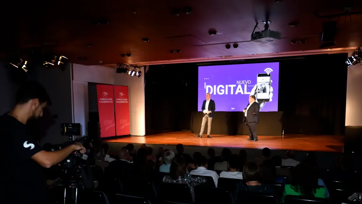 La 7 - Presentaci&oacute;n