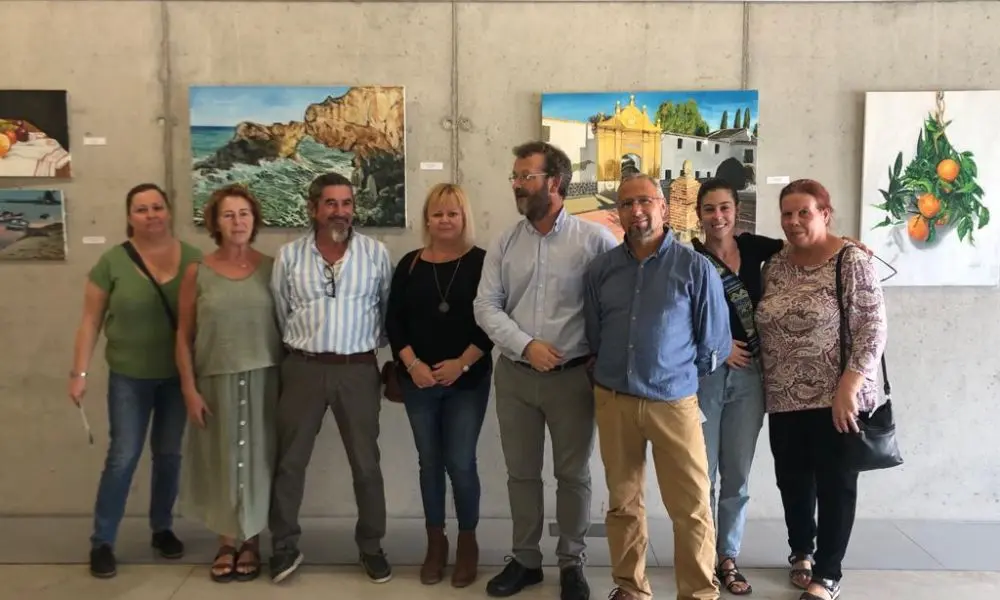 'Retrospectiva del Aprendizaje' de Crist&oacute;bal del Amor en la sala de exposiciones de la Biblioteca P&uacute;blica Municipal de Torre Pacheco.