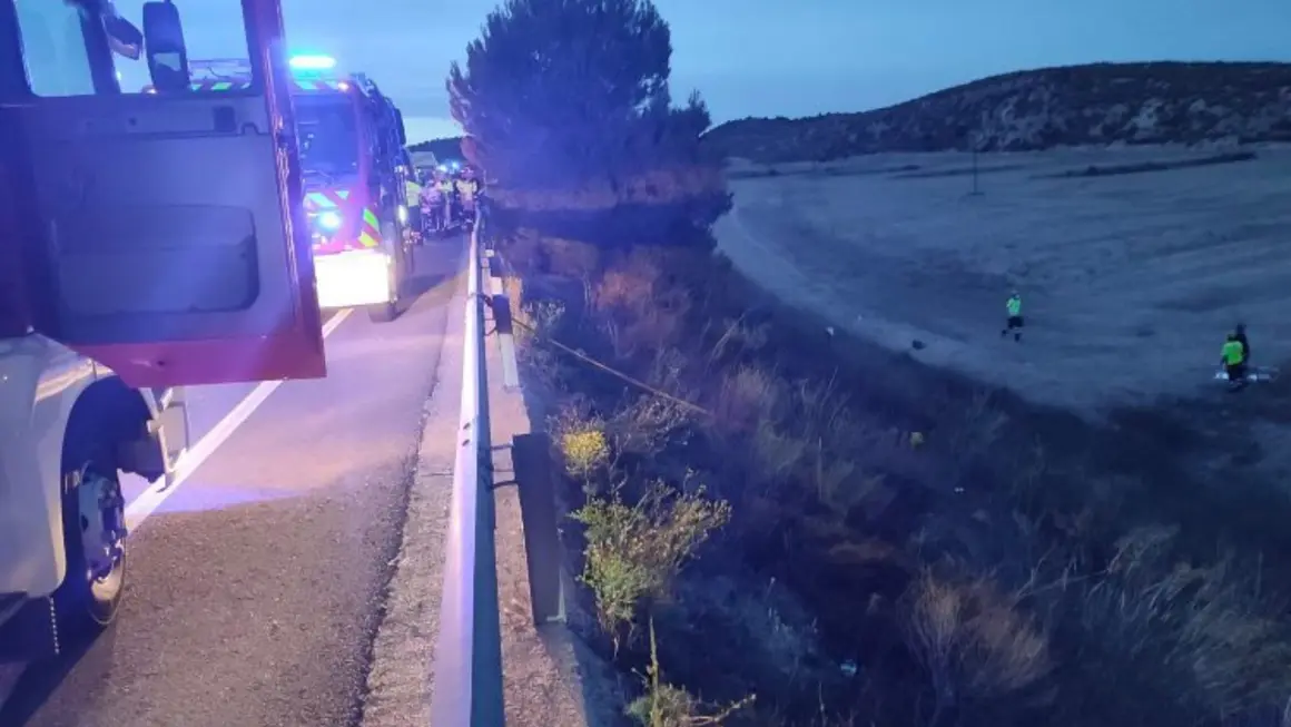 Tres fallecidos y siete heridos en un accidente de furgoneta entre Caravaca y Lorca