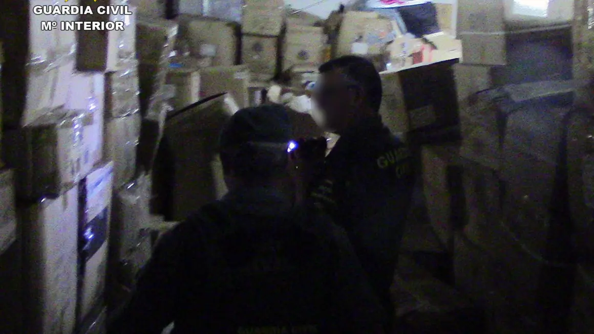 La Guardia Civil investiga a siete personas por vender productos falsificados en Murcia y el Alto Guadalent&iacute;n