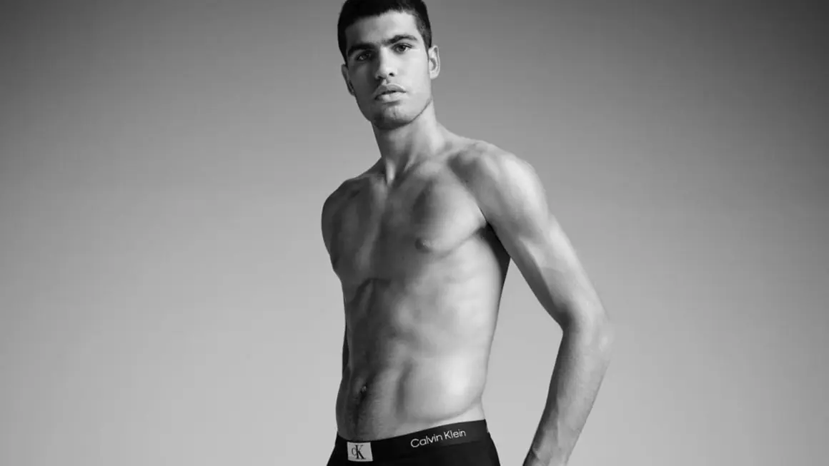 Carlos Alcaraz, modelo para Calvin Klein