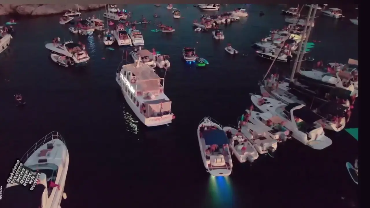 Una fiesta de barcos en el Mar Menor causa gran indignaci&oacute;n a la poblaci&oacute;n | FOTO: INTERNET