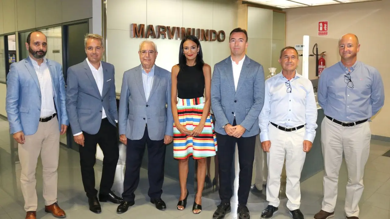 La consejera de Empresa, Empleo, Universidades y Portavoc&iacute;a, Valle Migu&eacute;lez, durante su visita a Marvimundo