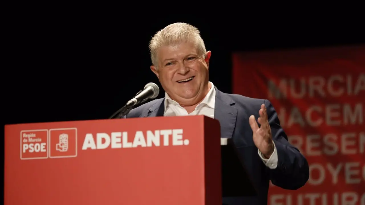 Jos&eacute; V&eacute;lez