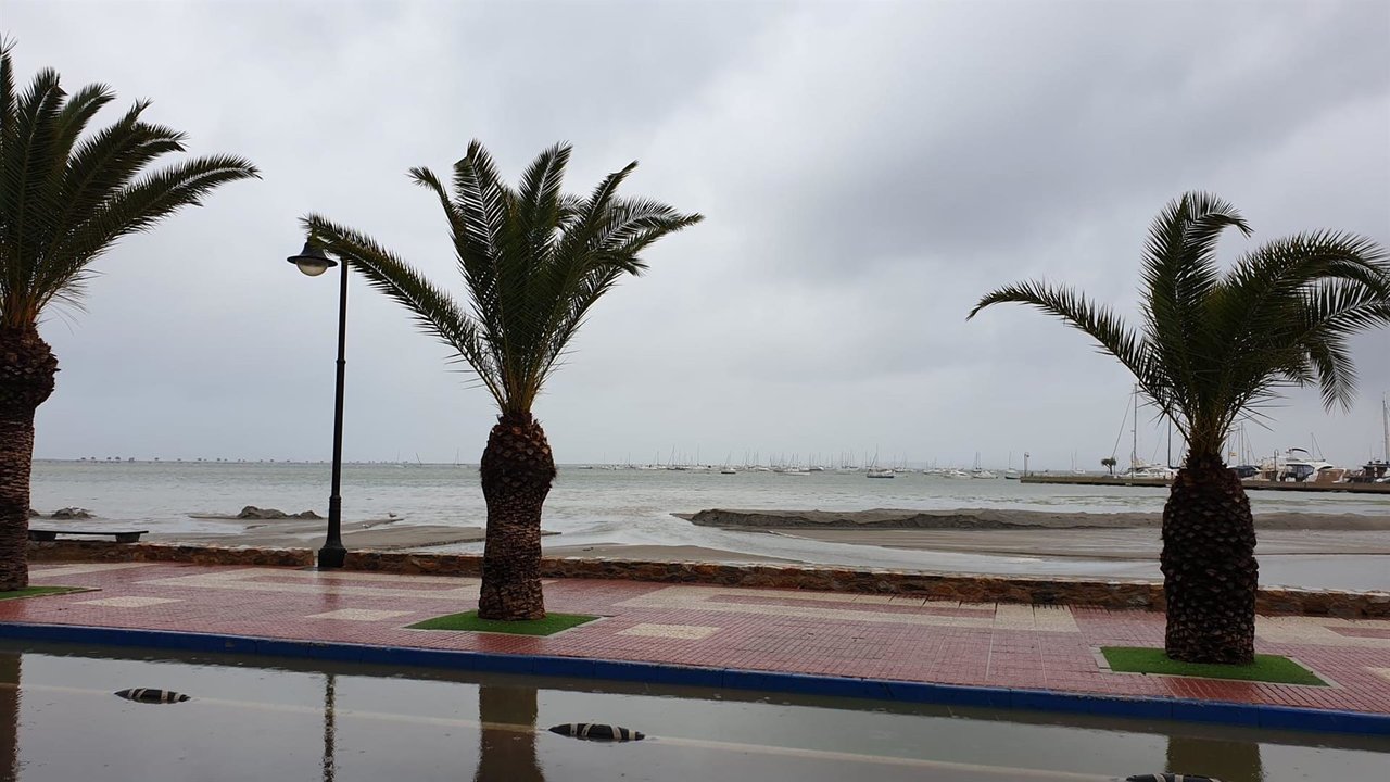 Temporal de lluvia en San Pedro del Pinatar, inundaciones, playa, Mar Menor | FOTO: EUROPA PRESS