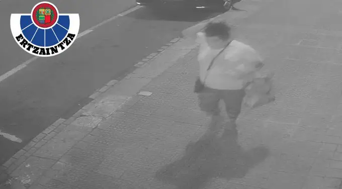 Imagen de una de las c&aacute;maras de seguridad del Hospital de Basurto (Bilbao) | FOTO: ERTZAINTZA