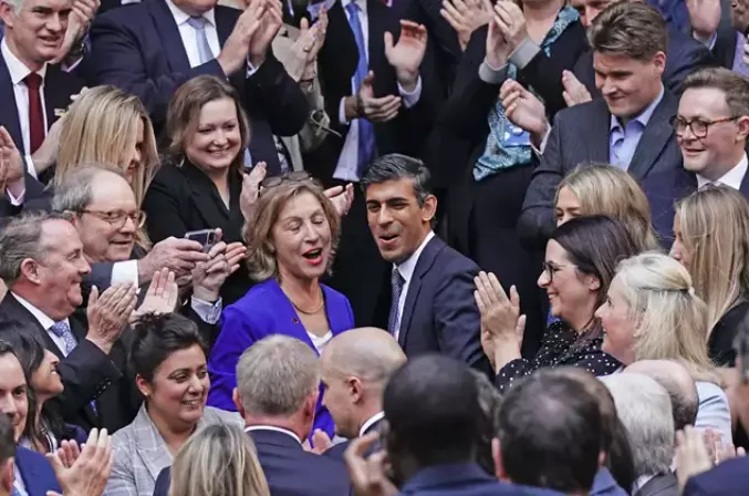 Felicitaci&oacute;n colectiva de todo el Partido Conservador de Reino Unido por el nombramiento de Rishi Sunak como primer ministro. | FOTO: EUROPA PRESS
