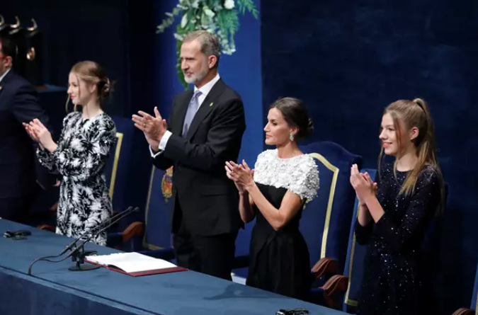 La Infanta Doña Sofía; los Reyes, Felipe VI y Letizia, y la Princesa de Asturias Doña Leonor, presiden la 42ª edición de la entrega de los "Premios Princesa de Asturias 2022". FOTO: EUROPA PRESS
