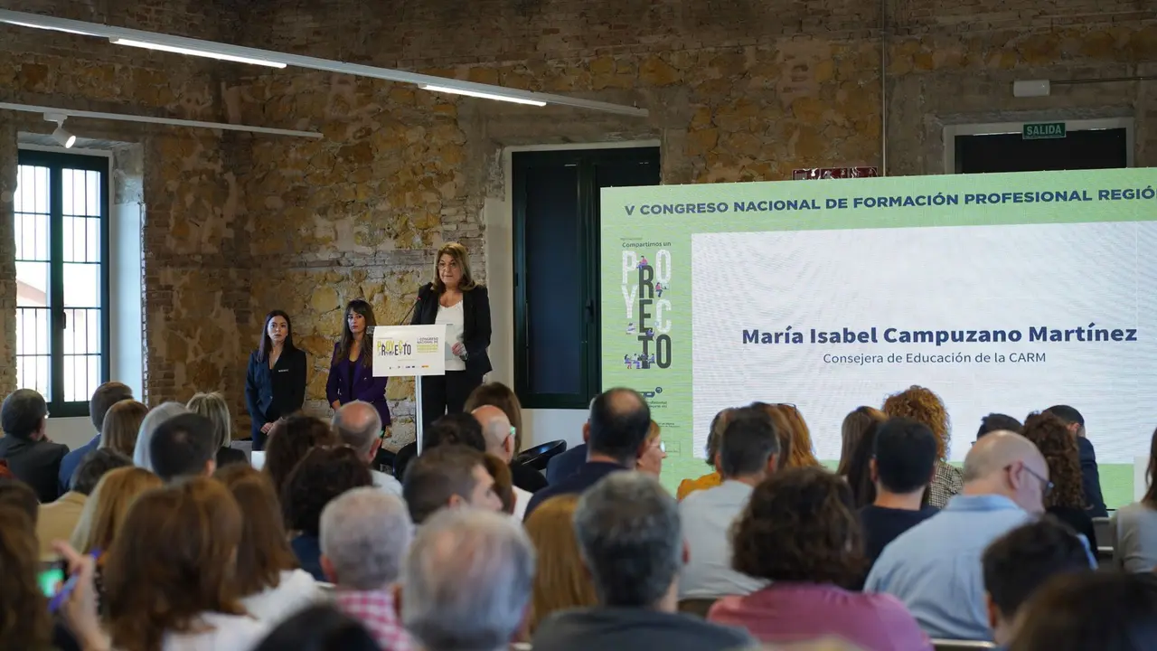 La consejera de Educaci&oacute;n, Mar&iacute;a Isabel Campuzano, durante la inauguraci&oacute;n del Congreso