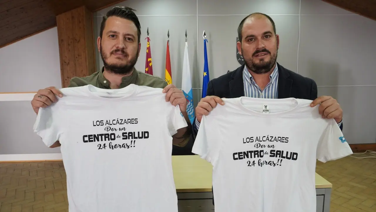 Los Alc&aacute;zares recoge firmas para solicitar un centro de salud 24 horas