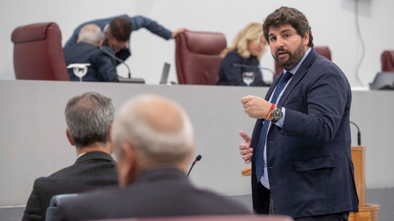 López Miras, este miércoles, en la Asamblea Regional (Foto: Asamblea Regional)