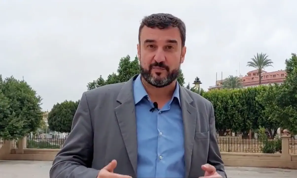 Gin&eacute;s Ruiz Maci&aacute;, portavoz del Grupo Municipal Podemos-Equo en el ayuntamiento de Murcia (foto: Twitter)