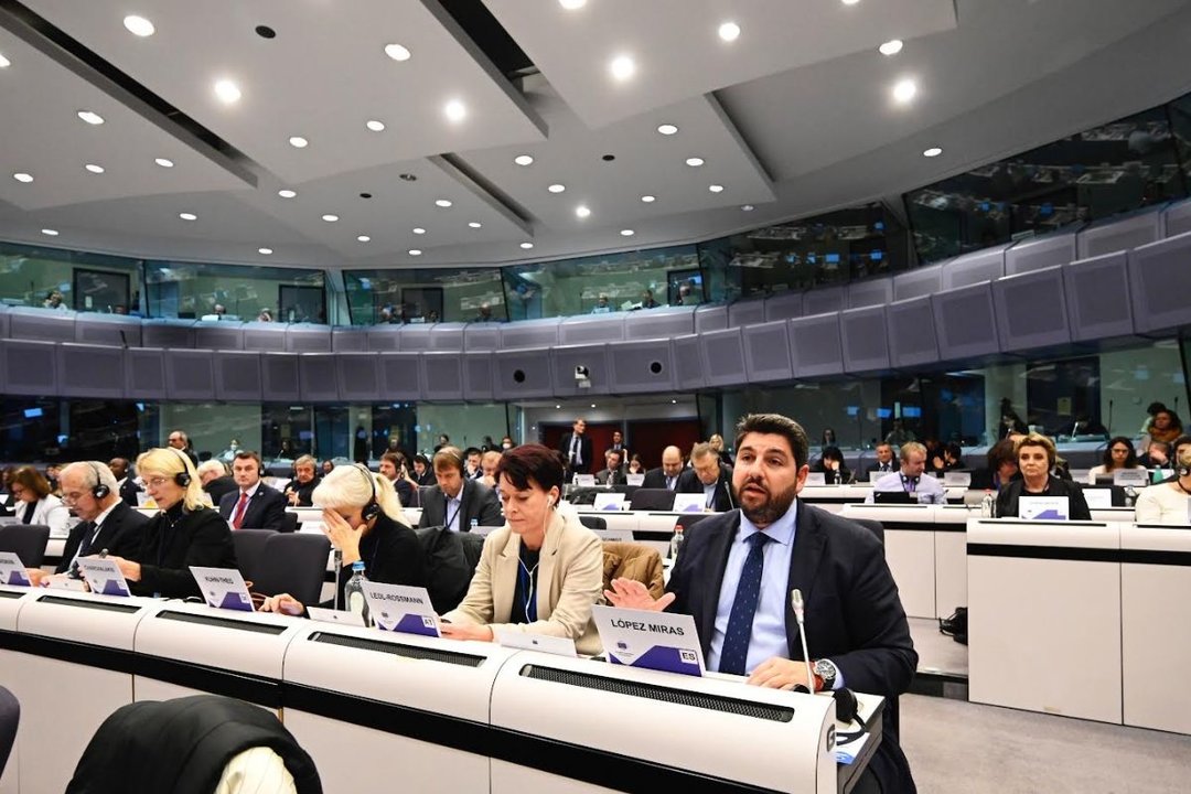 López Miras participa en la sesión plenaria del Comité Europeo de las Regiones (Foto: CARM)