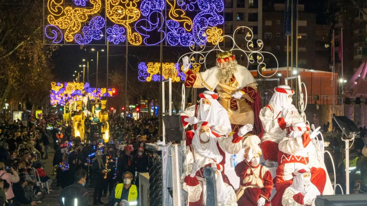 Cabalgata de Reyes Magos del a&ntilde;o pasado en la Gran V&iacute;a (Foto: Ayto. Murcia)