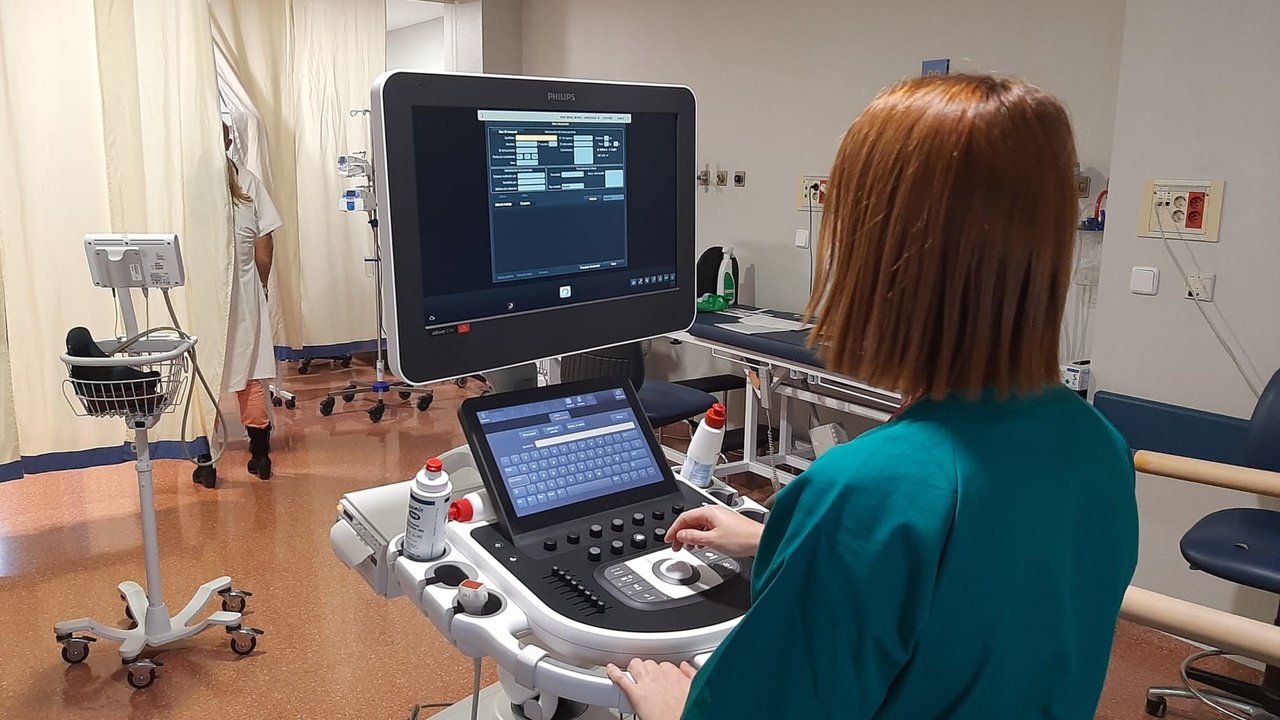 Uno de los nuevos equipos instalados en el servicio de Cardiología del hospital Rafael Méndez (Foto: CARM)
