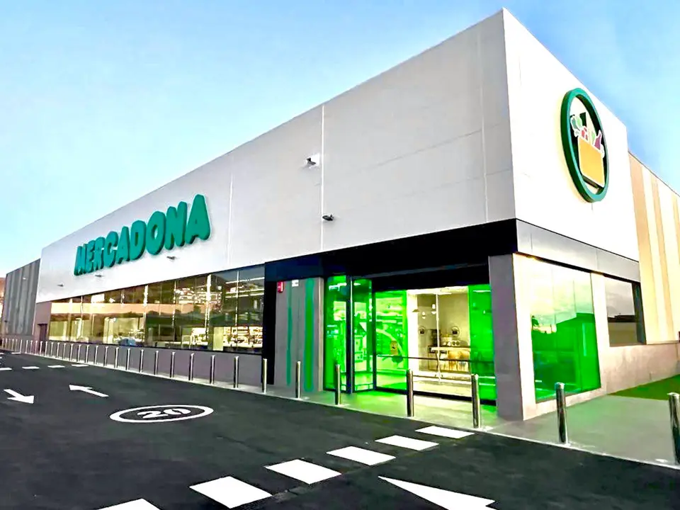 Nueva tienda eficiente de Mercadona en Puerto Lumbreras (Regi&oacute;n de Murcia) (foto: Mercadona)