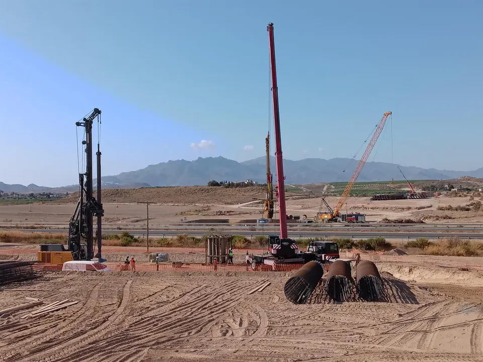 Obras del AVE entre Almer&iacute;a y Murcia (foto: Europa Press)