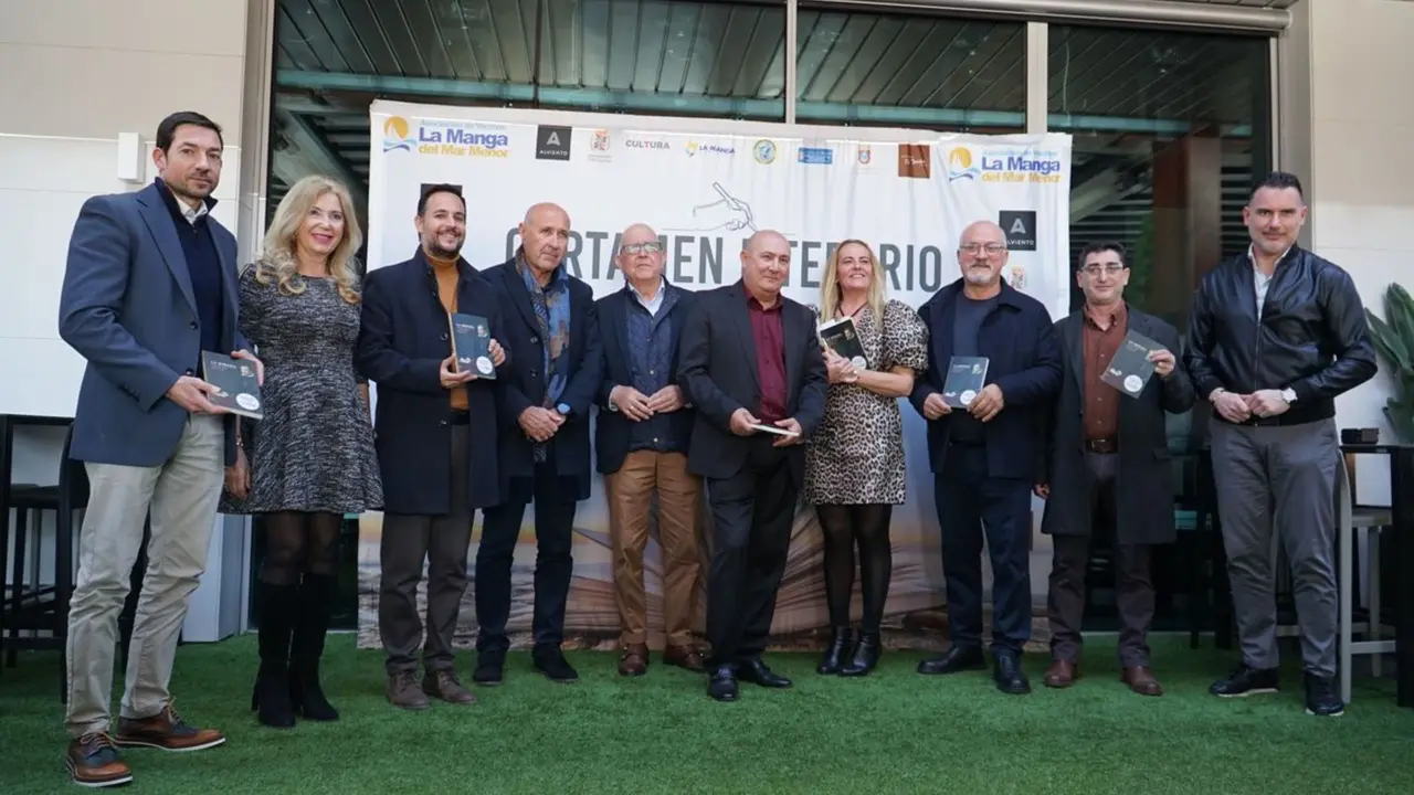 Carmen Salv&aacute; gana el primer concurso literario de La Manga