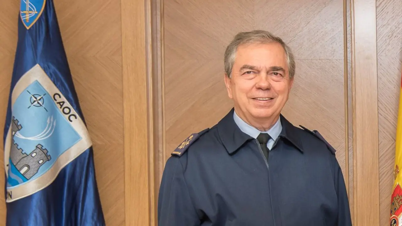 El teniente general Rub&eacute;n Garc&iacute;a Servert ser&aacute; investido Doctor Honoris Causa por la UPCT