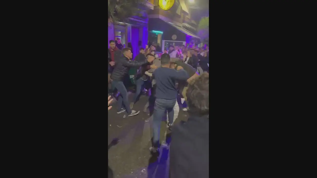Imagen del v&iacute;deo que se hizo viral tras la pelea en Beniel (foto: La 7)