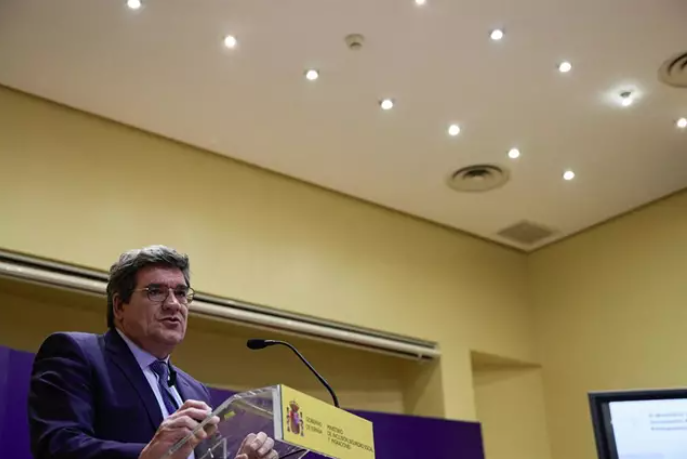 El ministro de Inclusión, Seguridad Social y Migraciones, José Luis Escrivá (foto: La 7)