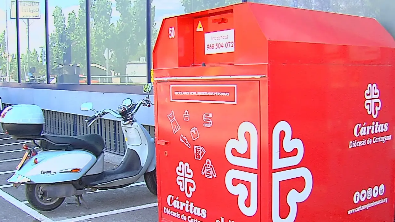 Buz&oacute;n de C&aacute;ritas de la Di&oacute;cesis de Cartagena (foto: La 7)