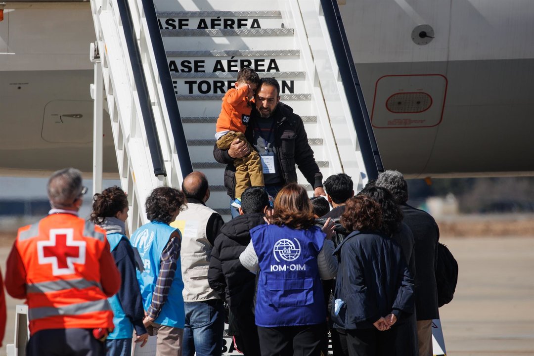 Varios refugiados sirios procedentes de Turquía y afectados por el terremoto (foto: Europa Press)
