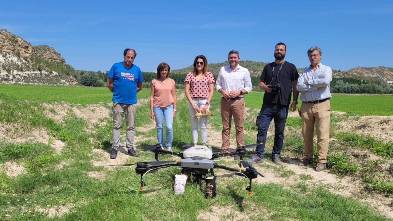 El Gobierno regional apuesta por cambios en la legislación europea que permitan un mayor uso de drones en la agricultura