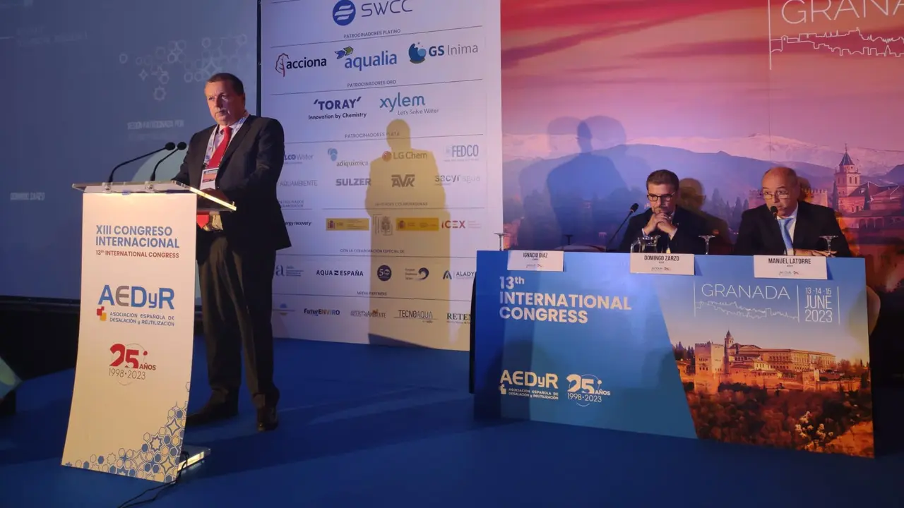 El director de Esamur, Ignacio D&iacute;az, durante su intervenci&oacute;n en el Congreso de la Asociaci&oacute;n Espa&ntilde;ola de Desalaci&oacute;n y Depuraci&oacute;n.