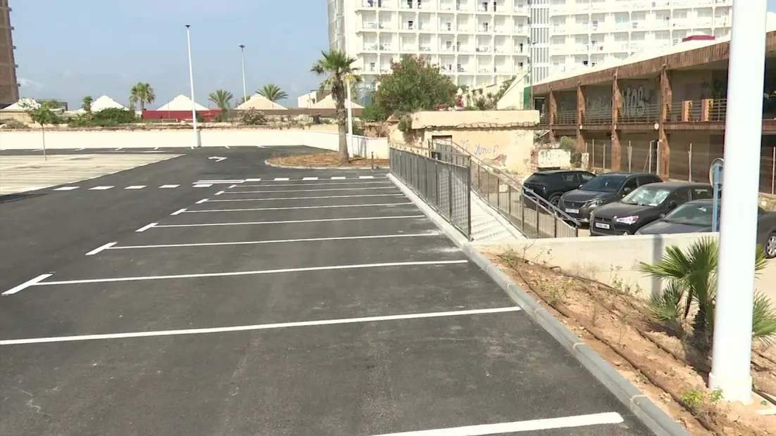 Aparcamiento disuasorio gratuito de La Manga (foto: La 7)
