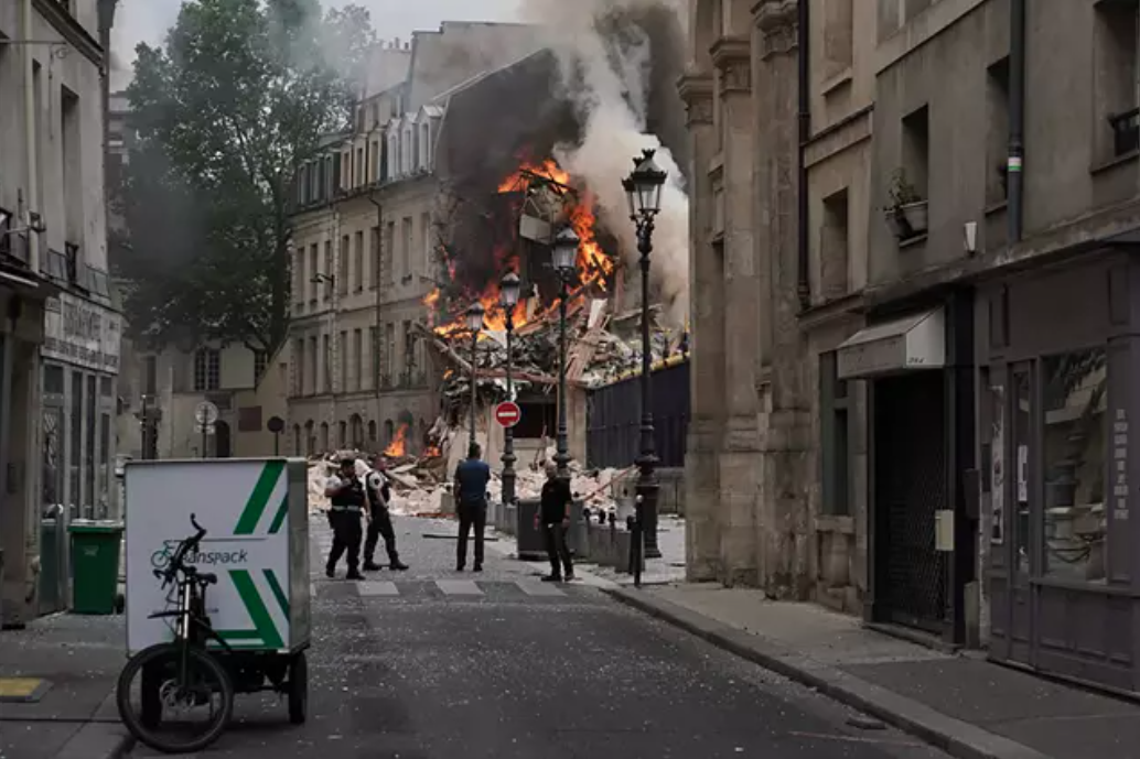 Edificio Place Alphonse-Laveran en Paris después de la explosión de gas (foto: Europa Press)