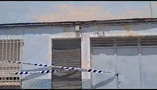 Vivienda de Yecla en la que se ha producido un homicidio (foto: La 7)