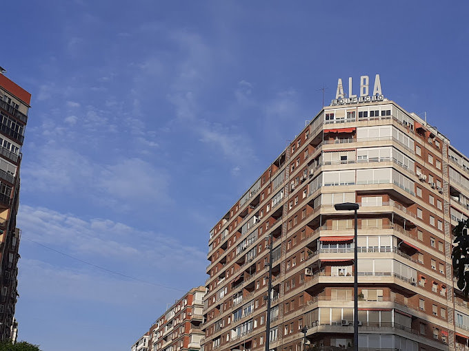 El conocido 'Edificio Alba' de Murcia