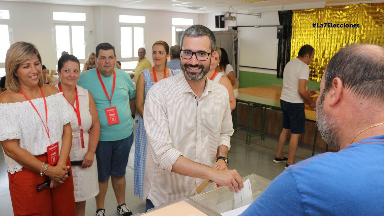 Francisco Lucas ha votado en El Raal