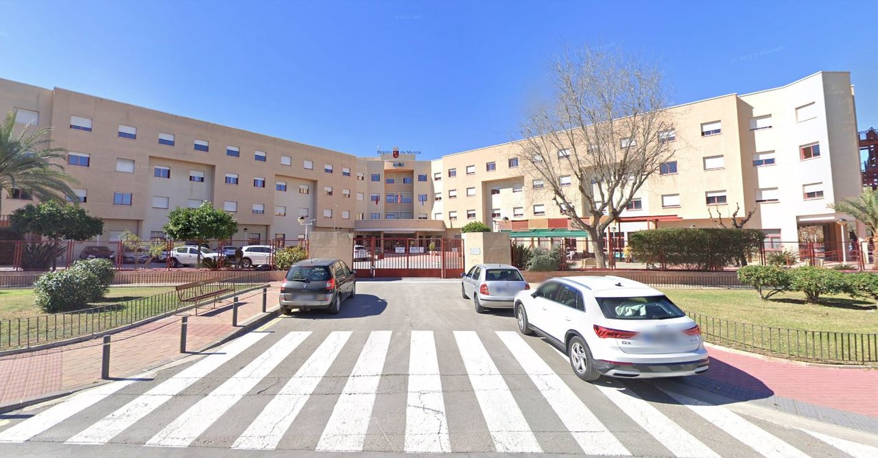 Residencia de San Basilio en Murcia (foto: Google)