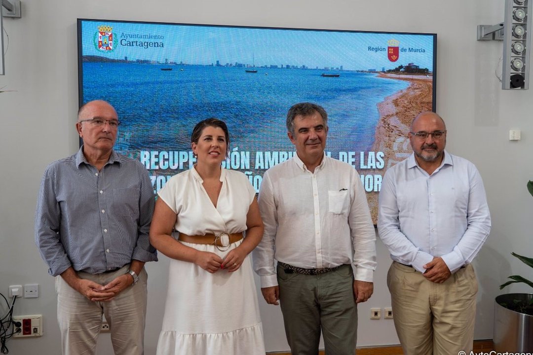 Presentación del proyecto de eliminación de lodos del Mar Menor (foto: Ayuntamiento de Cartagena)