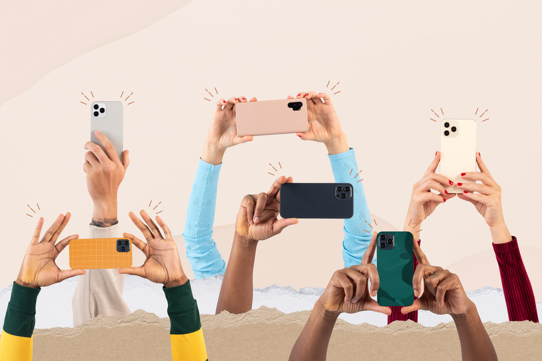 Social media audience crowd filming through smartphones remixed media