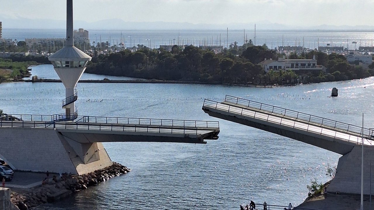 Estado del Puente de El Estacio (Foto: @auroragilbo)