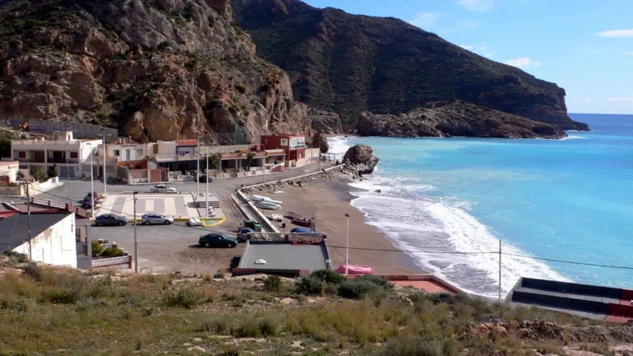 Playa de El Port&uacute;s