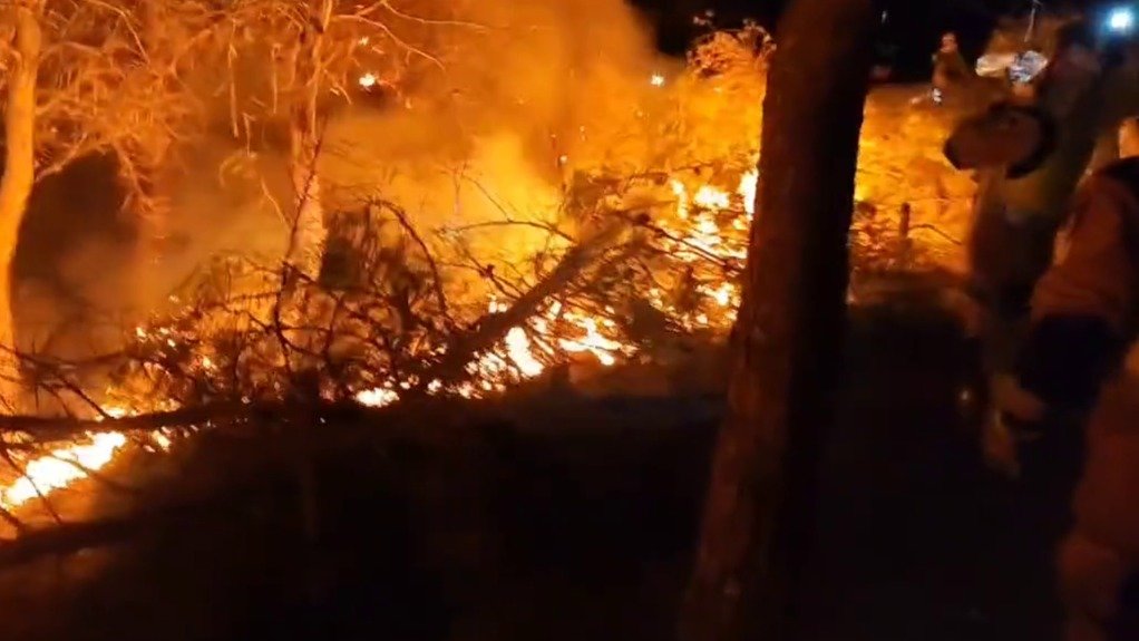 Incendio en el Valle Perdido de Murcia (foto: Bomberos Murcia)