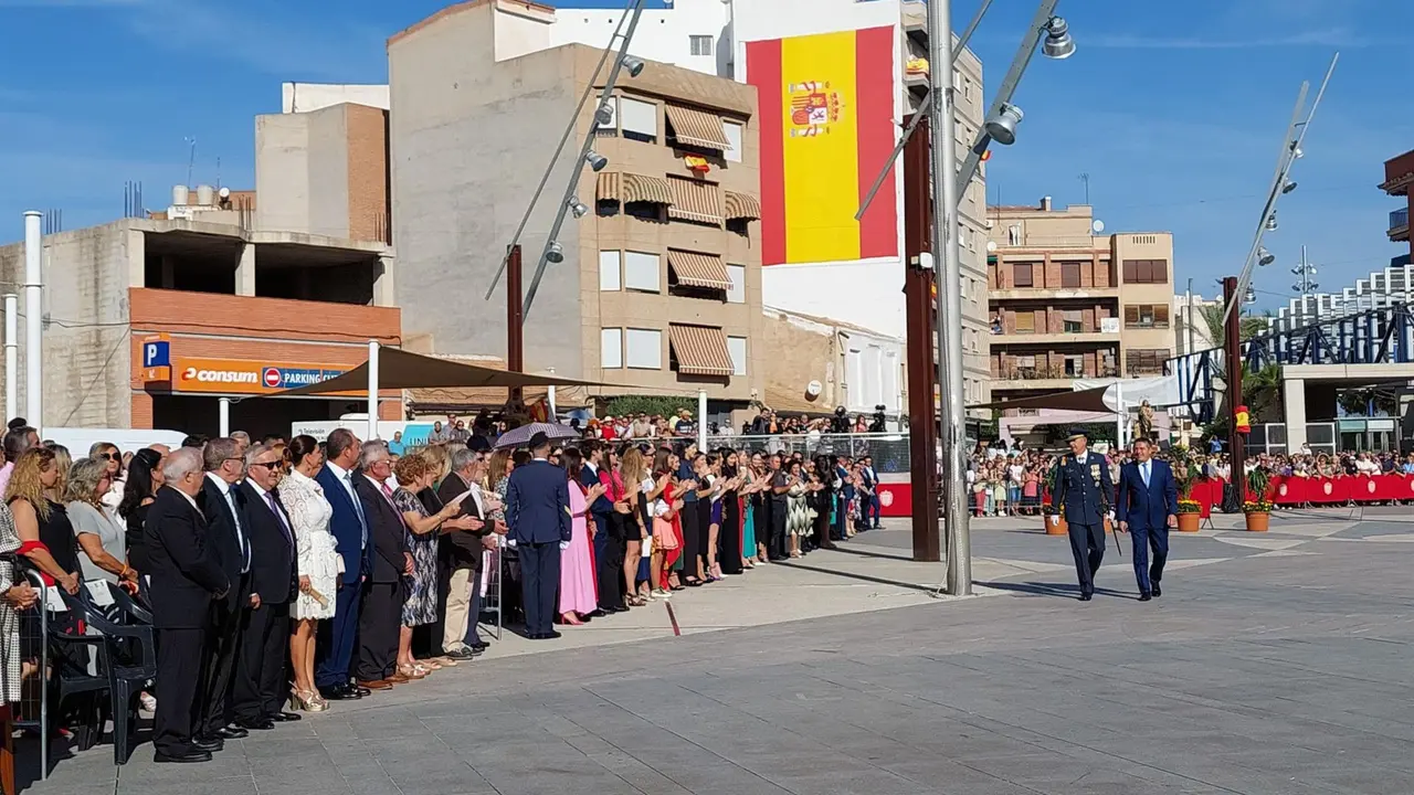 M&aacute;s de 200 personas juran bandera en Alcantarilla durante el tradicional acto de homenaje a la ense&ntilde;a nacional