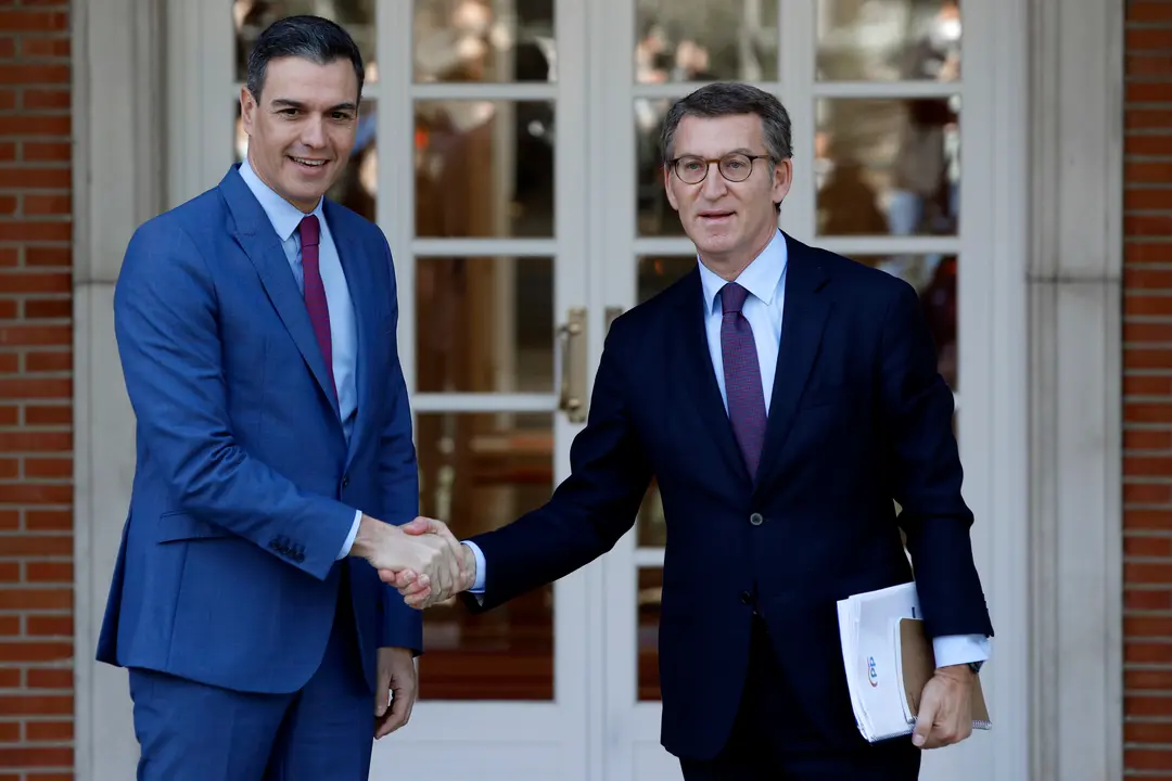 Imagen de archivo de una reuni&oacute;n entre Pedro S&aacute;nchez y Alberto N&uacute;&ntilde;ez Feij&oacute;o