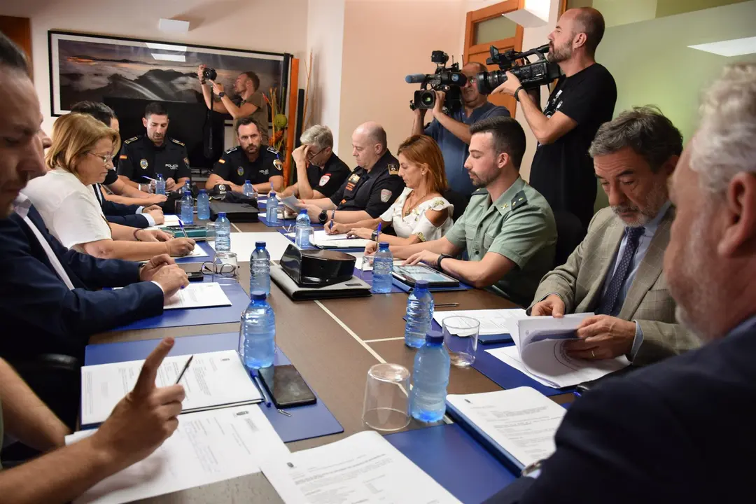 El delegado del Gobierno preside la Junta Local de Seguridad de Mazarr&oacute;n (foto: Delegaci&oacute;n del Gobierno de la Regi&oacute;n de Murcia)