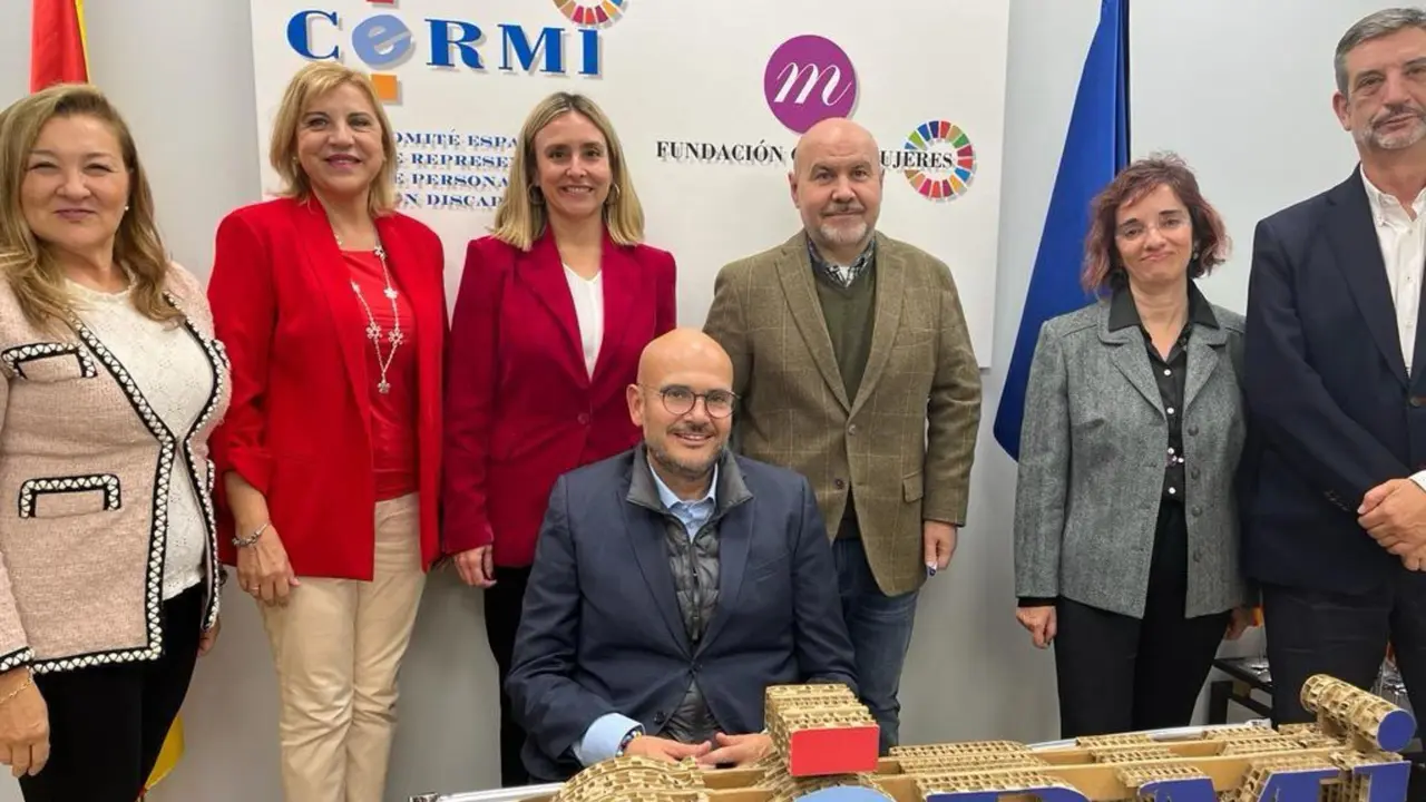 La consejera de Pol&iacute;tica Social, Familias e Igualdad, Conchita Ruiz, durante la reuni&oacute;n mantenida en la sede estatal del CERMI