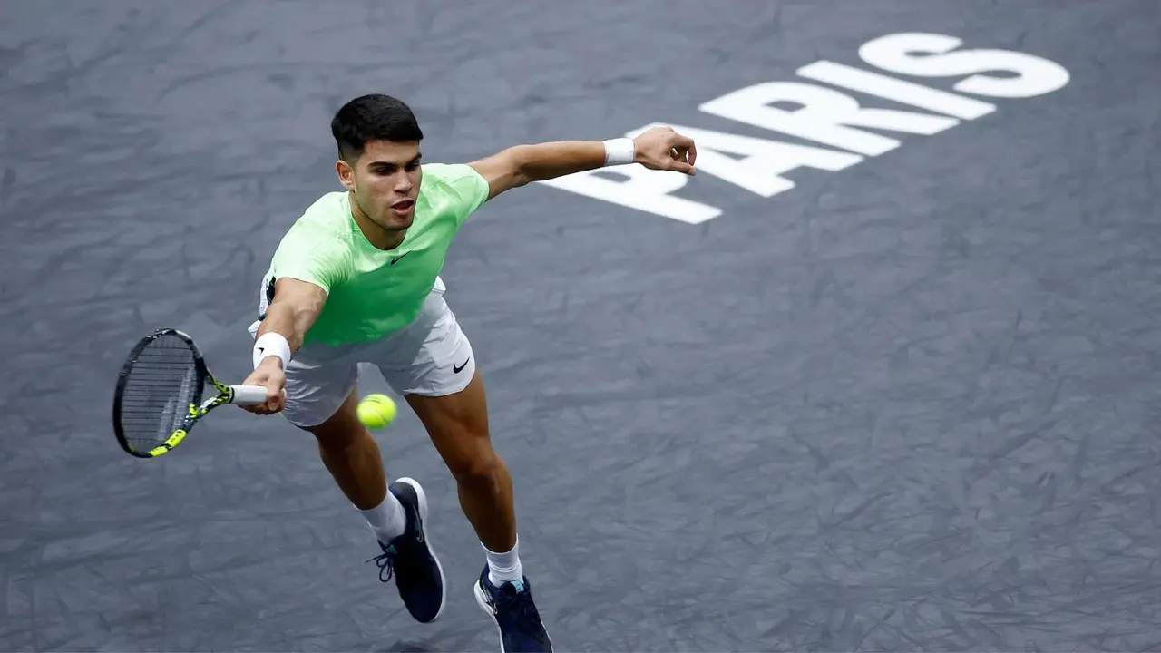 Carlos Alcaraz, en Par&iacute;s-Bercy