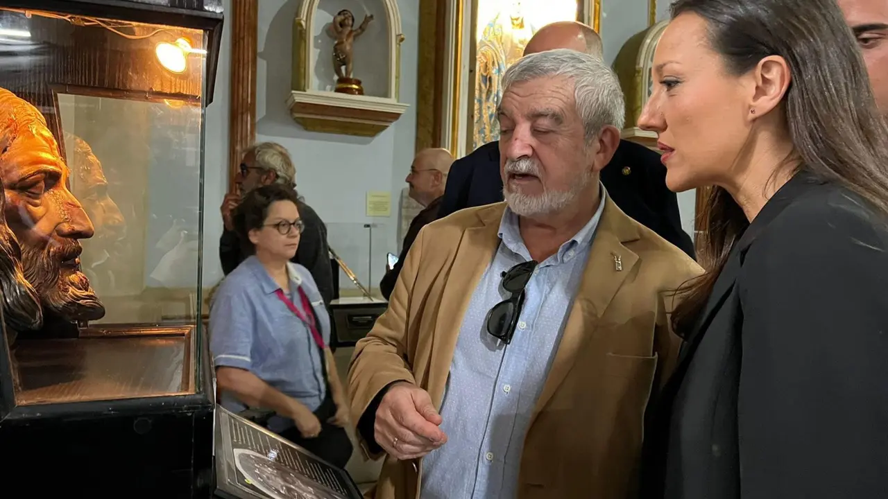 Conesa inaugura en Abar&aacute;n la exposici&oacute;n 'El hombre de la S&aacute;bana' en el marco de un congreso sobre la S&iacute;ndone de Tur&iacute;n