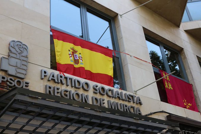 Sede del PSRM-PSOE en la calle Princesa de Murcia