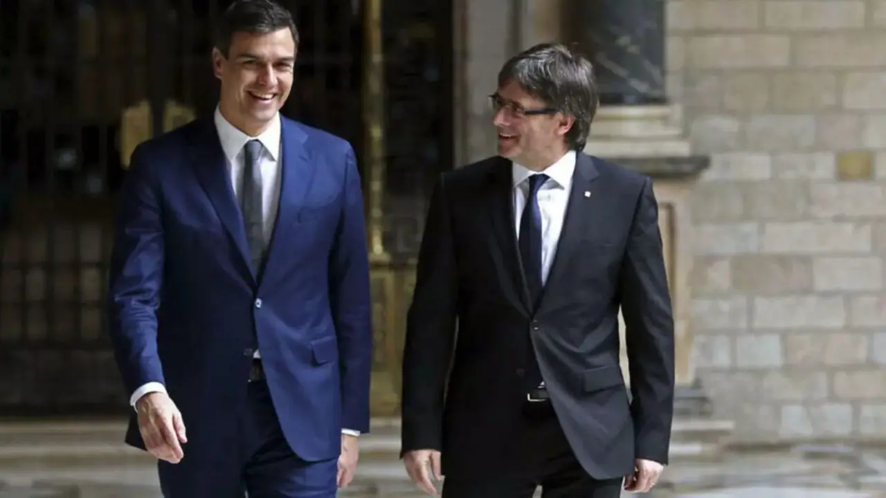Pedro S&aacute;nchez y Carles Puigdemont, en una imagen de archivo